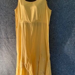 Yellow accented summer dress